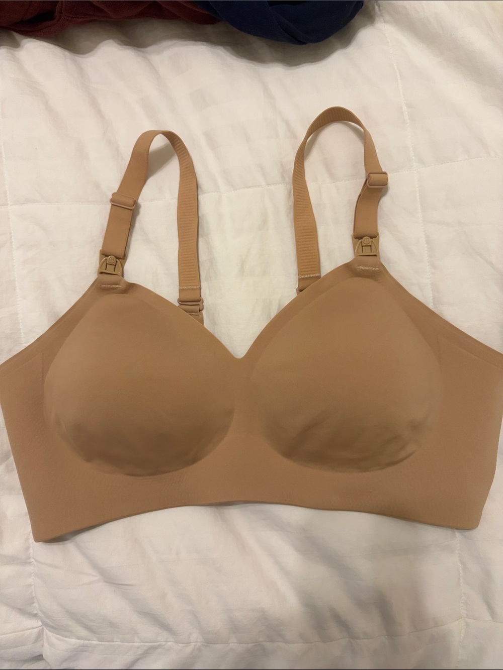 Momcozy Nursing Bra Smooth Nude Bra - size XL